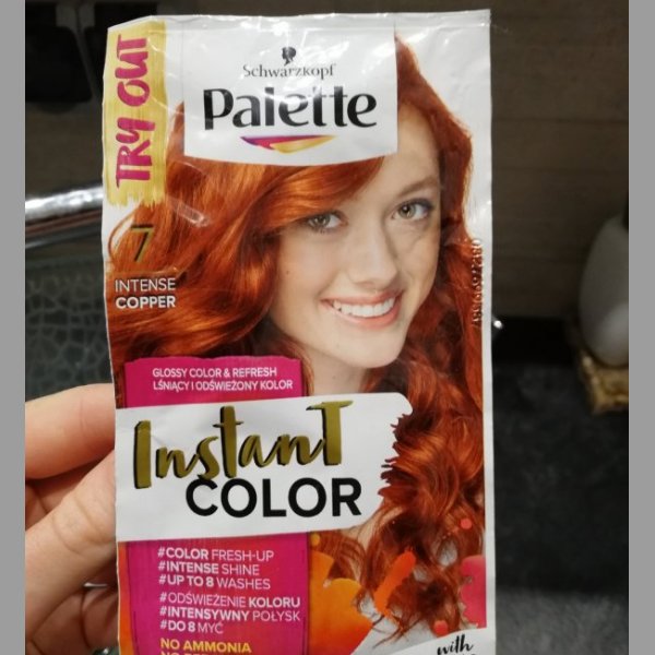 Nová smývatelná barva na vlasy - Instant colour